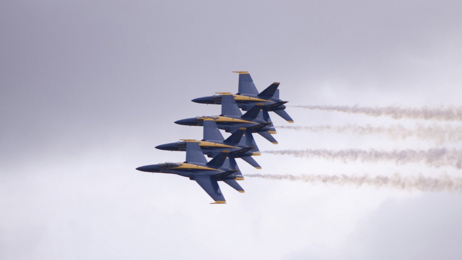 英超赛季间国际冬训营盈利能力评估，英超冬季转会期时间