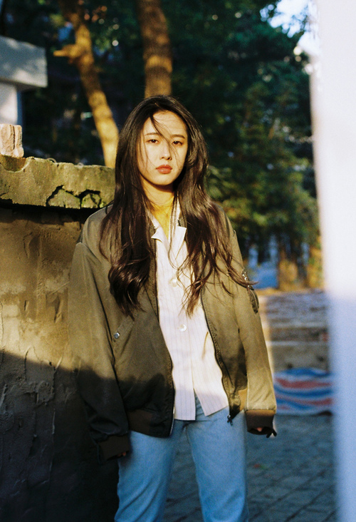 爱游戏体育（AYX）官方APP下载-恩多比·恩乔：世界级后卫与全能踢球专家，为南非队打造完美进攻