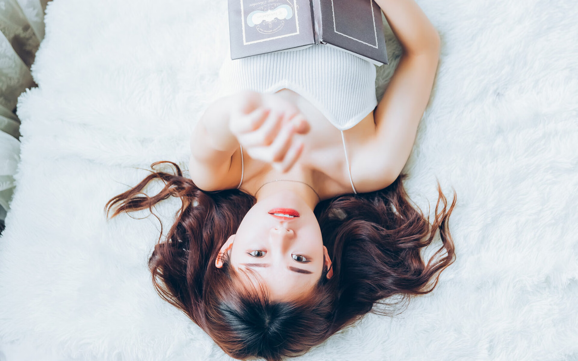 AYX体育-立陶宛男篮在世界大赛中逆转获胜，提升国际排名